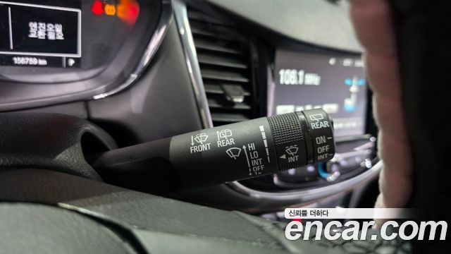 Chevrolet Korea Trax 2018 — photo 34