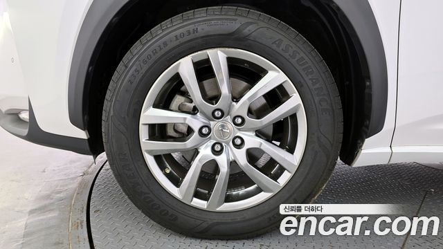 Lexus NX 2017 — photo 5
