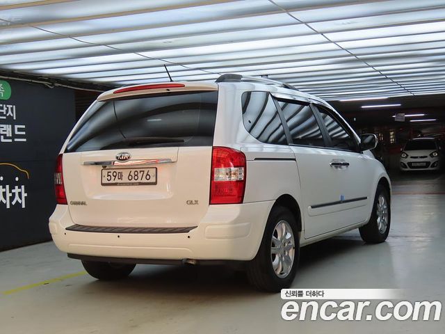 Kia Canival 2013 — photo 4