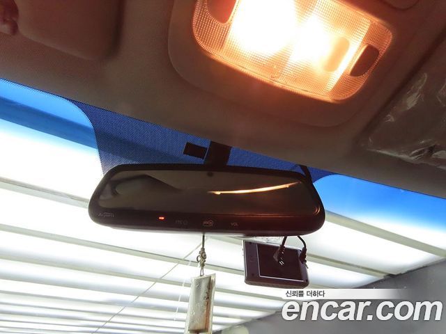 Kia Canival 2013 — photo 13