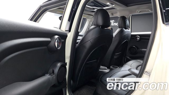Mini Cooper 2015 — photo 11