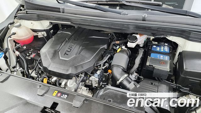Kia Canival 2022 — photo 6