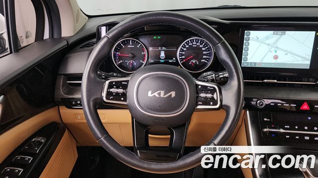 Kia Canival 2022 — photo 13