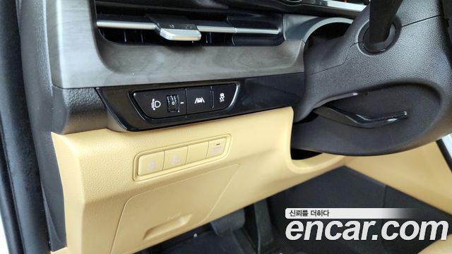 Kia Canival 2022 — photo 16