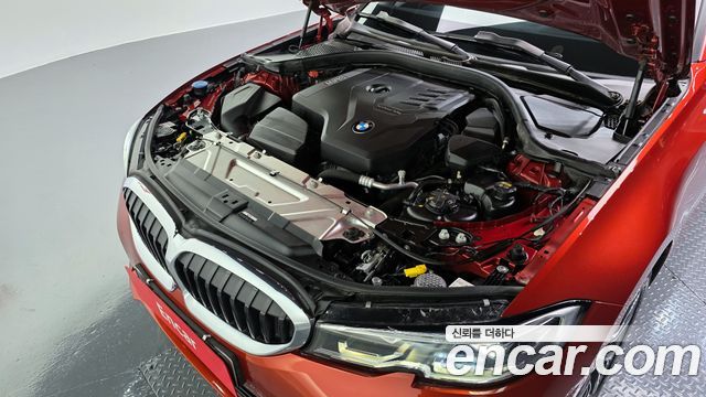 BMW 3-Series 2021 — photo 6