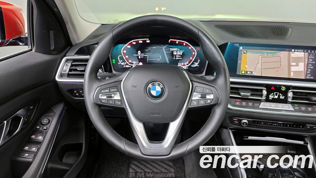 BMW 3-Series 2021 — photo 19