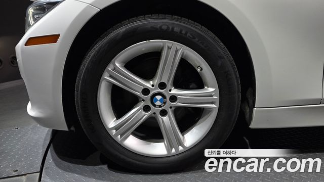 BMW 3-Series 2015 — photo 5