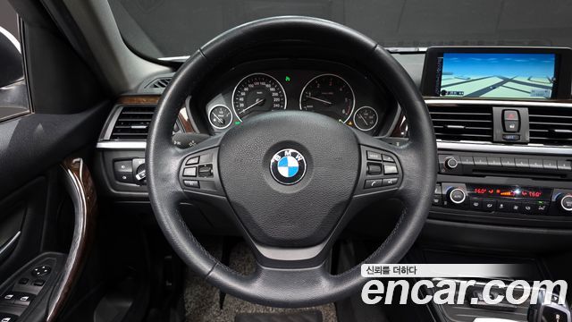 BMW 3-Series 2015 — photo 13