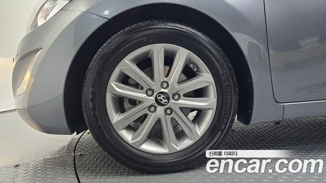Hyundai AVANTE 2016 — photo 5
