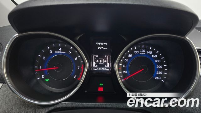 Hyundai AVANTE 2016 — photo 8