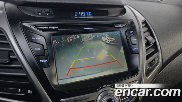 Hyundai AVANTE 2016 — photo 16