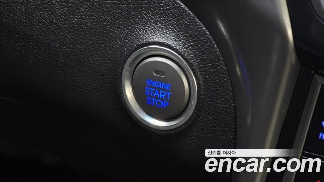 Hyundai AVANTE 2016 — photo 18