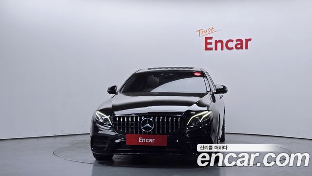 Mercedes-Benz E-Class 2019 — photo 3