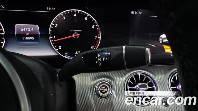 Mercedes-Benz E-Class 2019 — photo 9