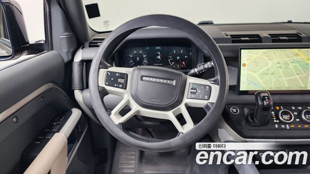 Land Rover Defender 2023 — photo 20