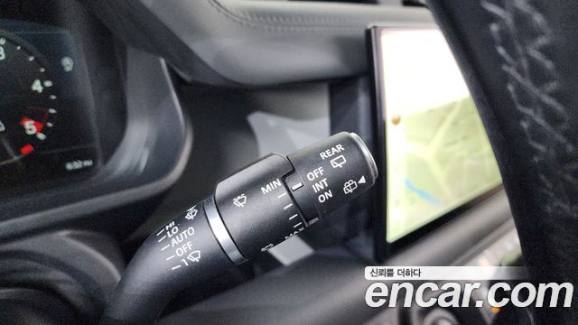 Land Rover Defender 2023 — photo 29