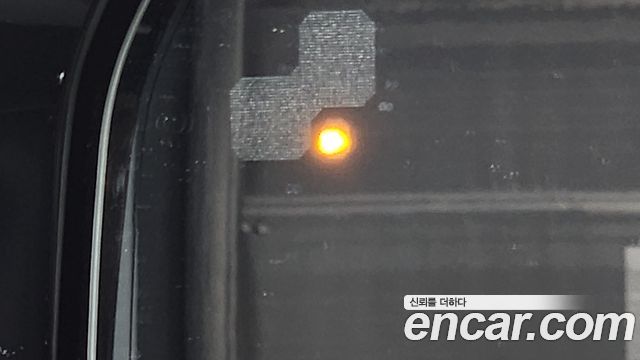 Land Rover Defender 2023 — photo 36