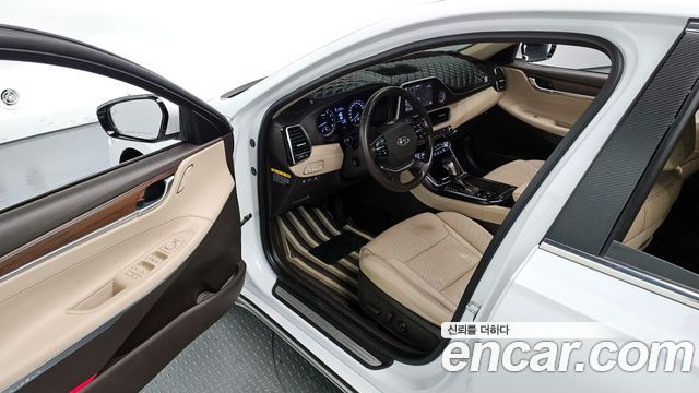 Hyundai Grandeur 2017 — photo 17