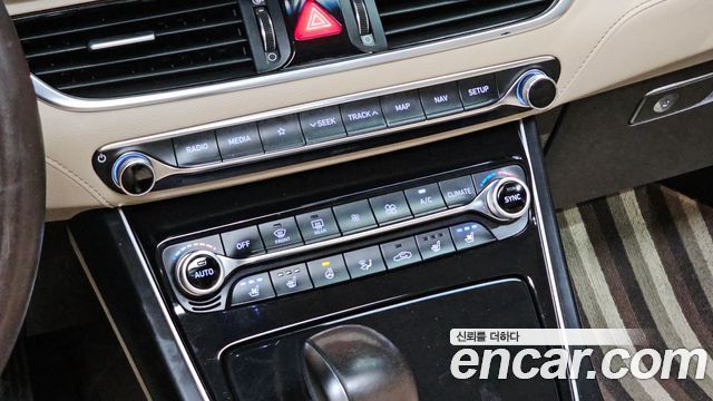 Hyundai Grandeur 2017 — photo 25