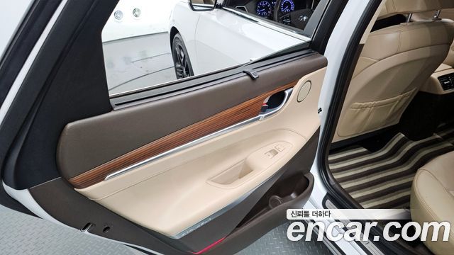 Hyundai Grandeur 2017 — photo 15