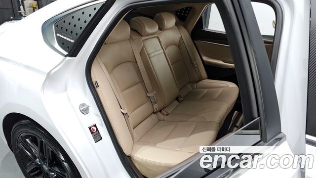 Hyundai Grandeur 2017 — photo 16
