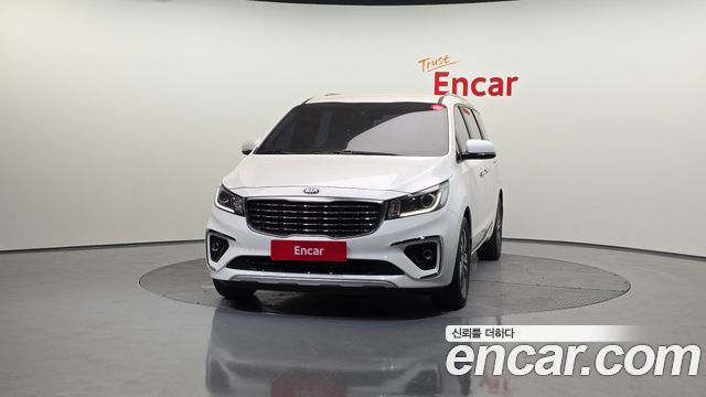 Kia Canival 2020 — photo 3