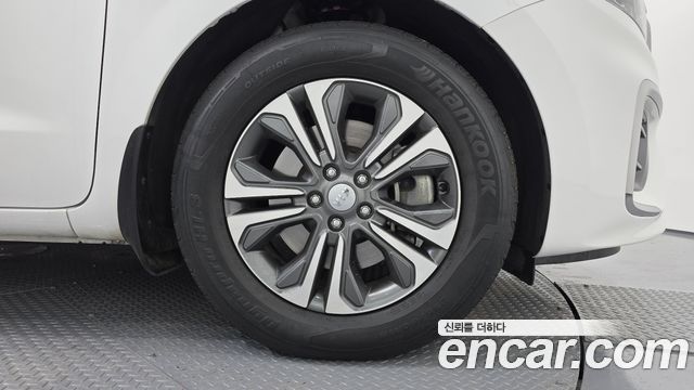 Kia Canival 2020 — photo 7