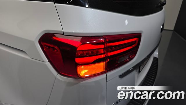 Kia Canival 2020 — photo 9