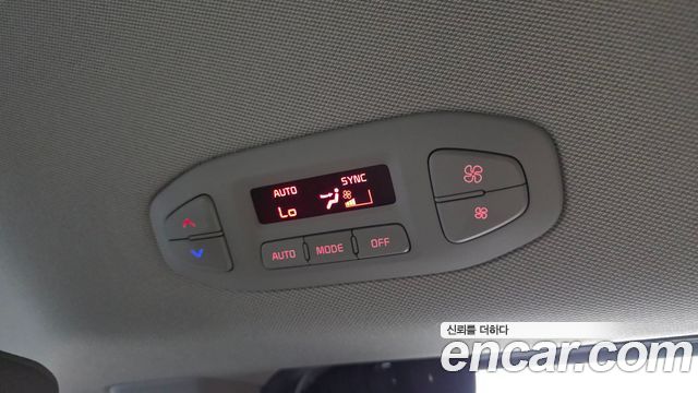 Kia Canival 2020 — photo 27