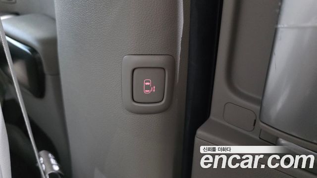 Kia Canival 2020 — photo 28