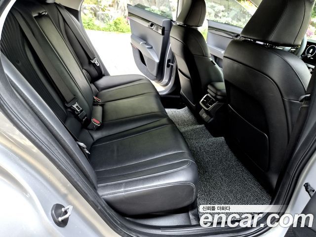 Hyundai Grandeur 2023 — photo 13