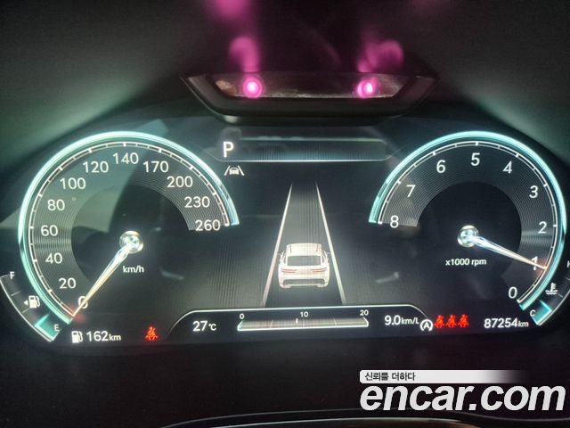 Genesis GV70 2021 — photo 12