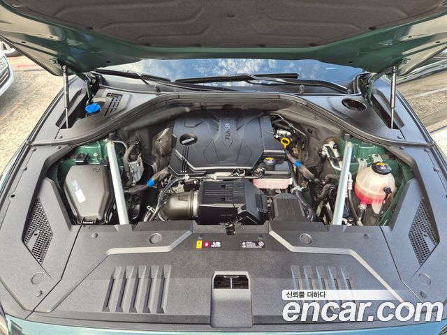 Genesis GV70 2021 — photo 19