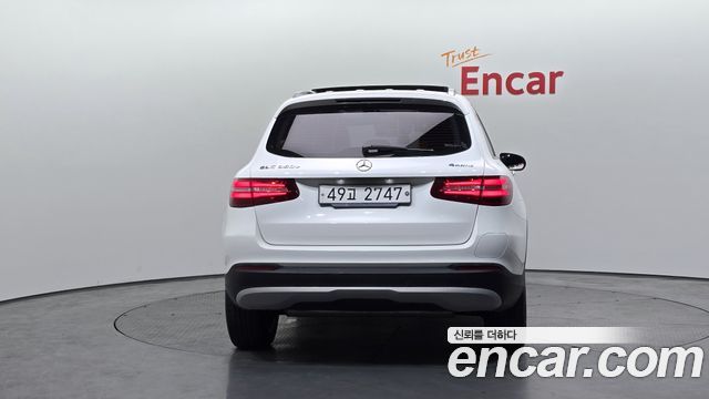 Mercedes-Benz GLC-Class 2019 — photo 4