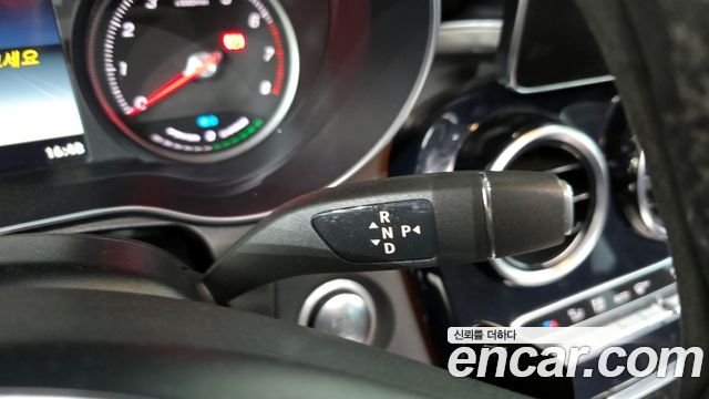 Mercedes-Benz GLC-Class 2019 — photo 12
