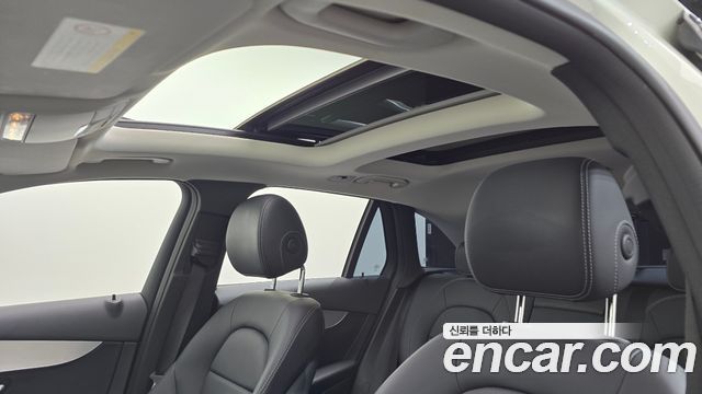 Mercedes-Benz GLC-Class 2019 — photo 22