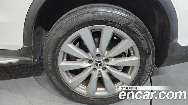 Mercedes-Benz GLC-Class 2019 — photo 7