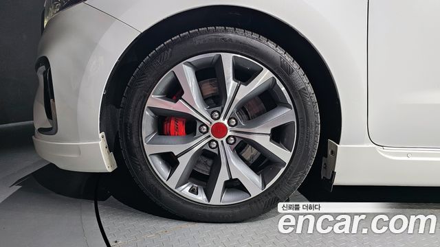 Kia Canival 2019 — photo 5