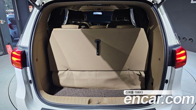 Kia Canival 2019 — photo 20