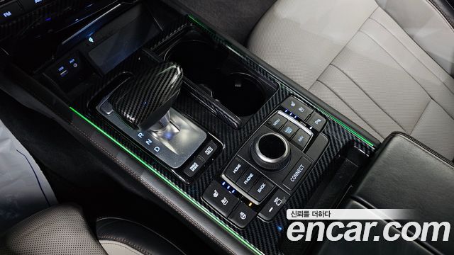 Genesis G80 2018 — photo 9
