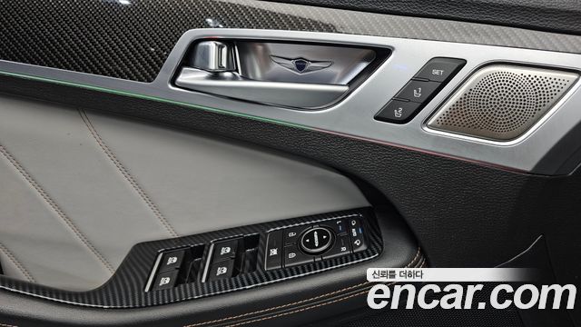 Genesis G80 2018 — photo 13