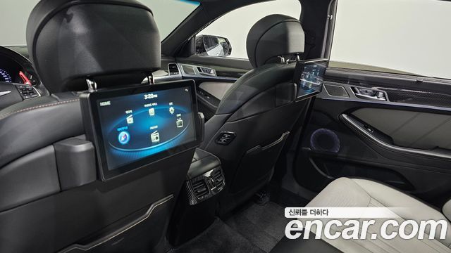 Genesis G80 2018 — photo 19