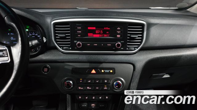 Kia Sportage 2019 — photo 19