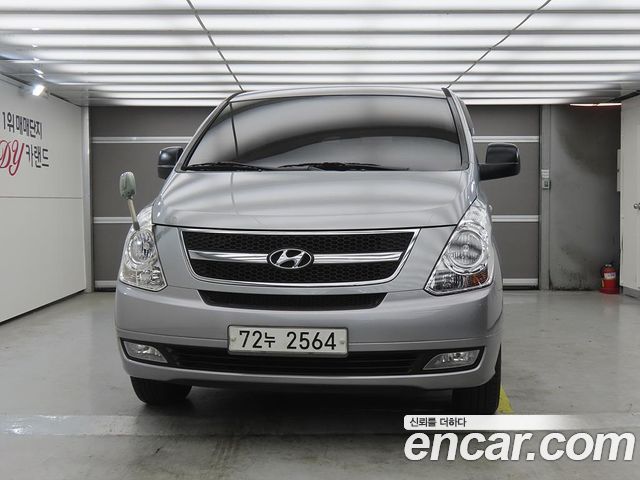 Hyundai Starex 2015 — photo 2