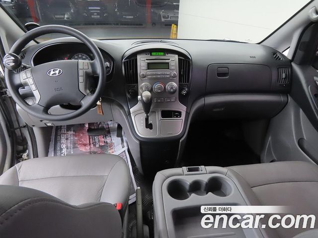 Hyundai Starex 2015 — photo 8