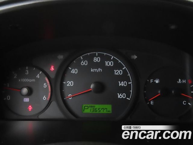 Hyundai Starex 2015 — photo 10