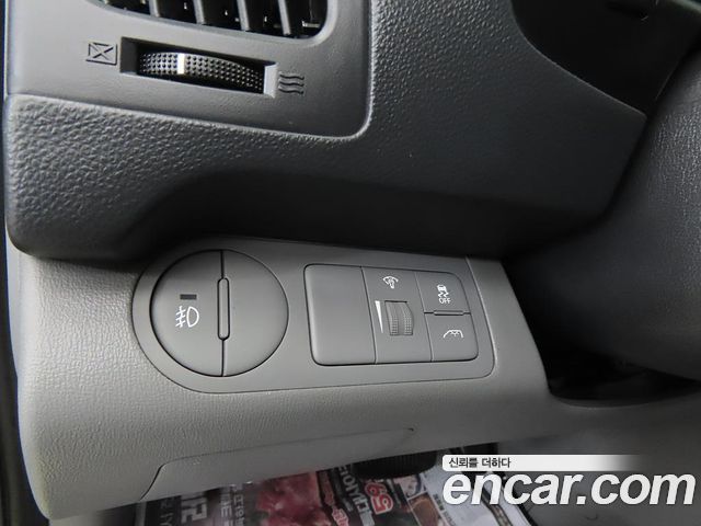 Hyundai Starex 2015 — photo 14