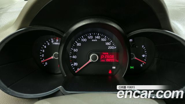Kia morning 2013 — photo 8