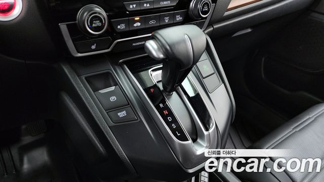 Honda CR-V 2019 — photo 12