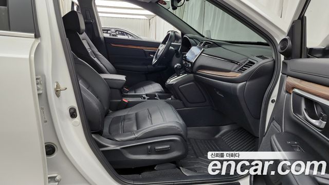 Honda CR-V 2019 — photo 17